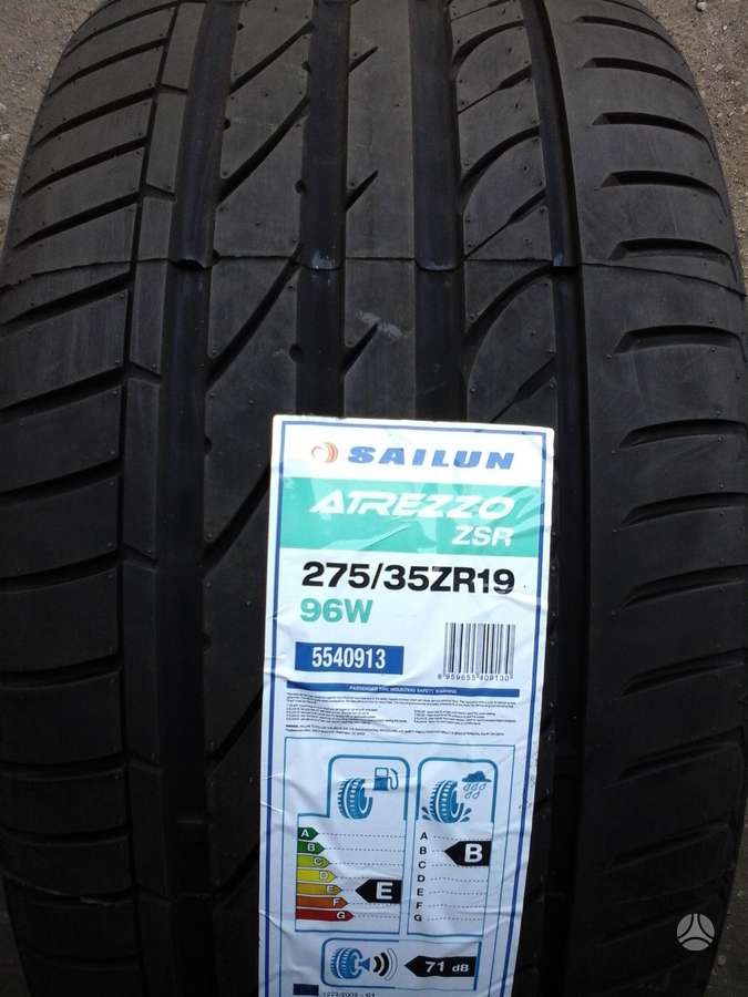 Goodyear, summer 275/35 R19