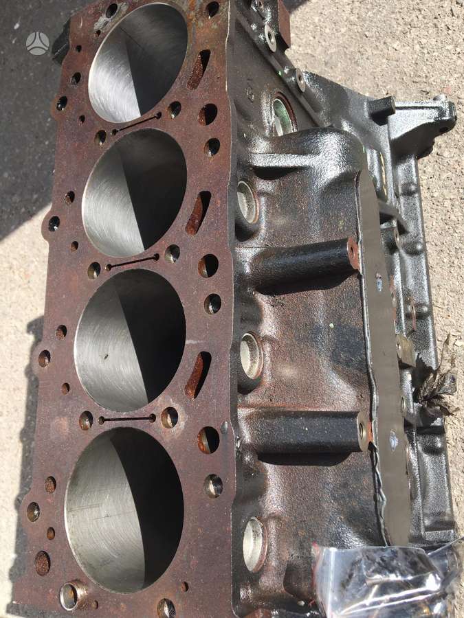 Mitsubishi L200, 4d56U, engine parts