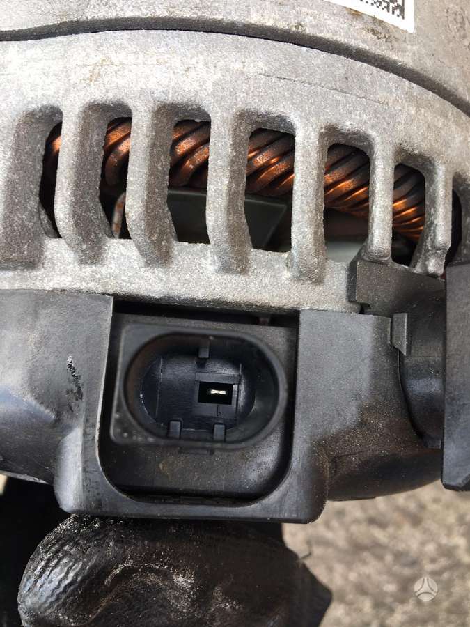 BMW 2 serija engine parts