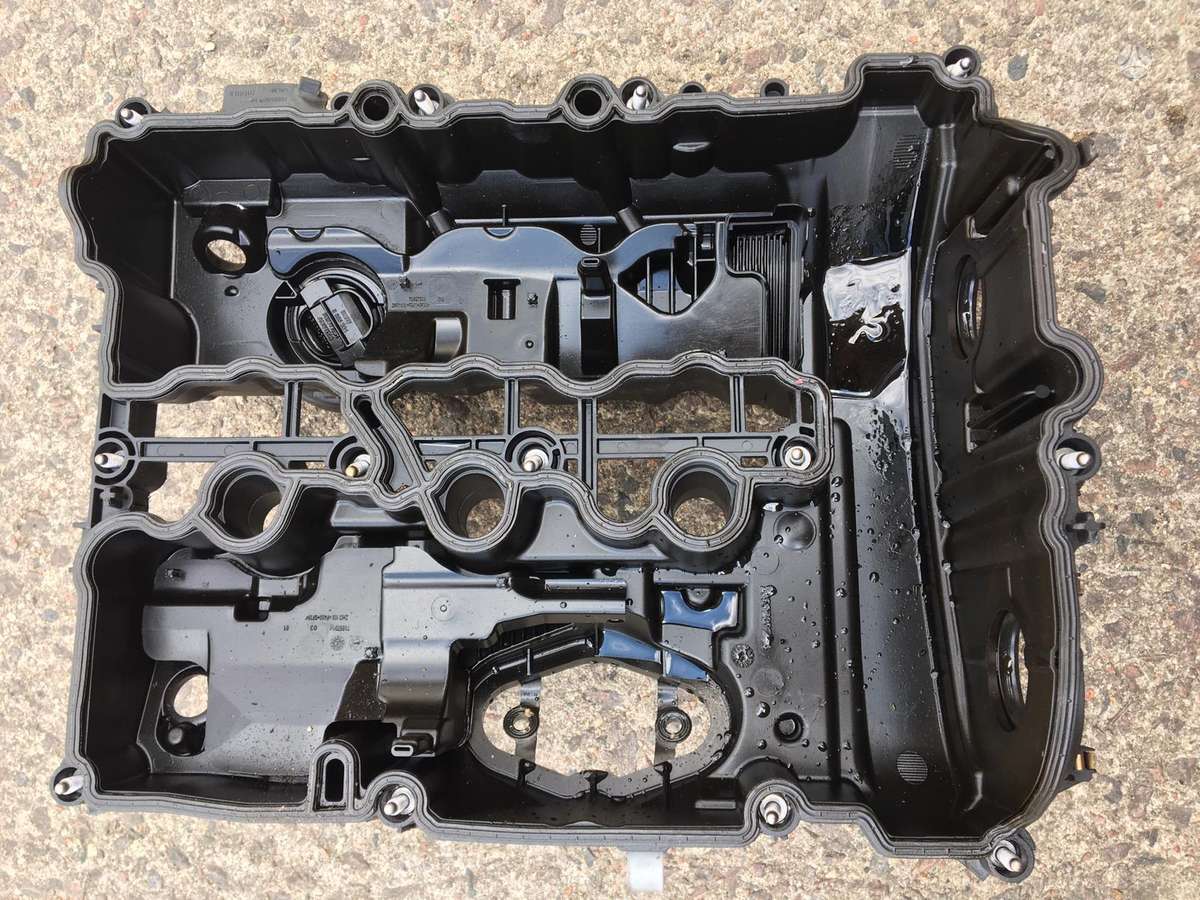 BMW 118 engine parts