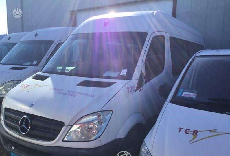 Mercedes-Benz Sprinter, passenger vans