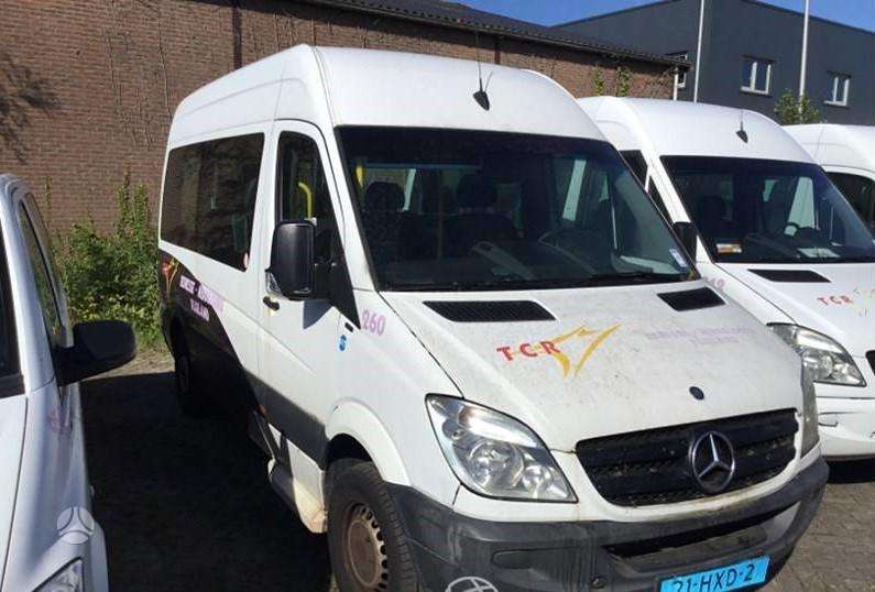 Mercedes-Benz Sprinter, passenger vans