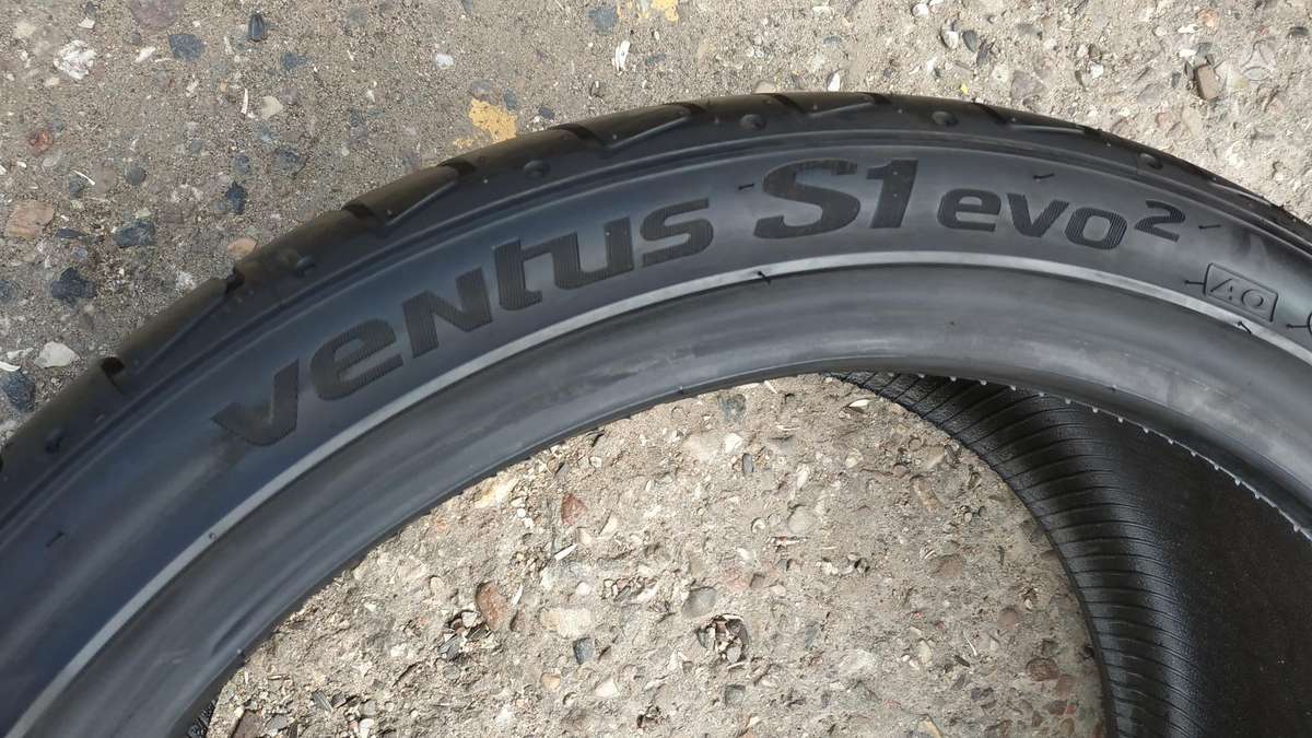 Hankook, летние 245/35 R19