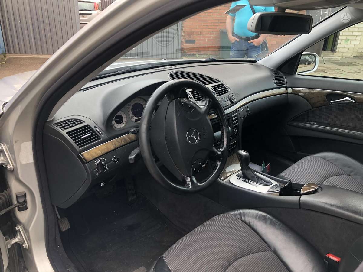 Mercedes-Benz E klasė dalimis