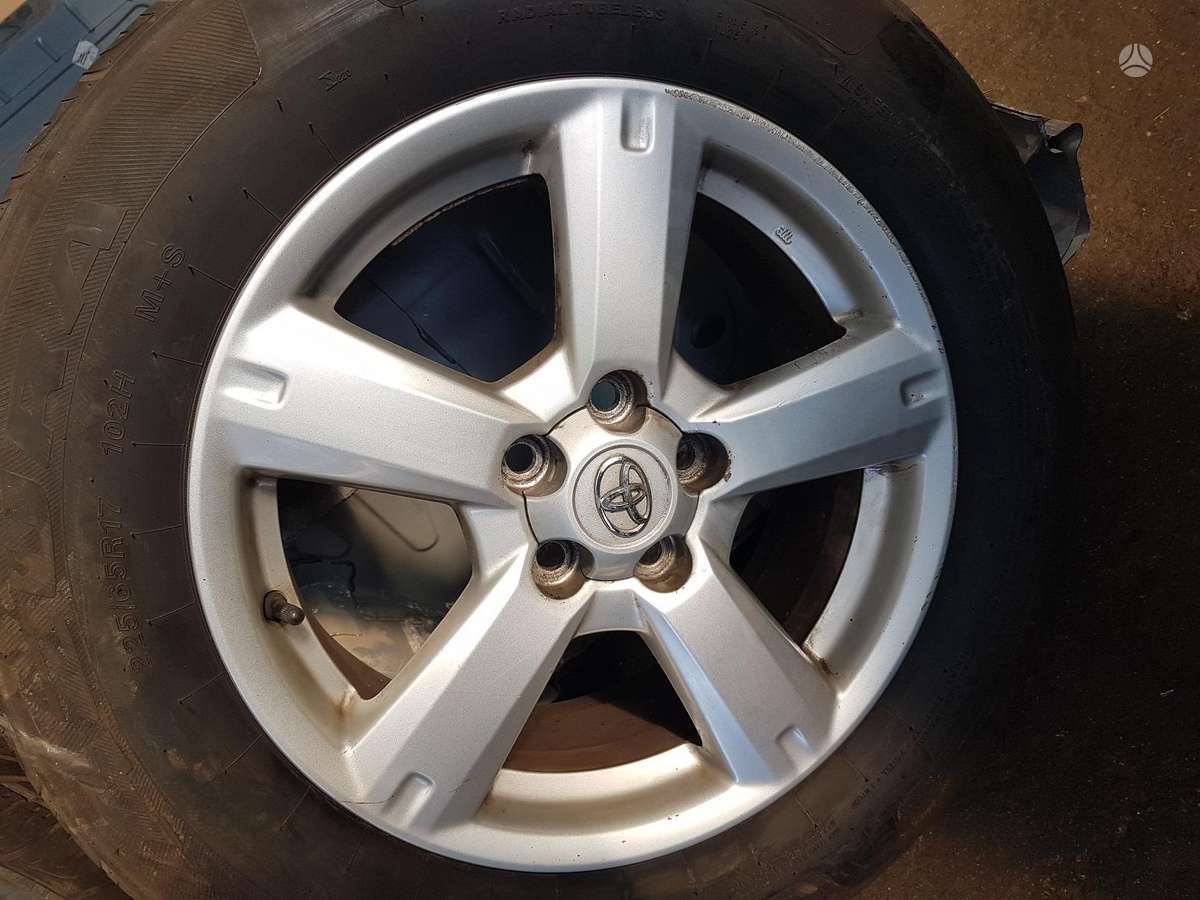 Toyota RAV-4, light alloy, R17