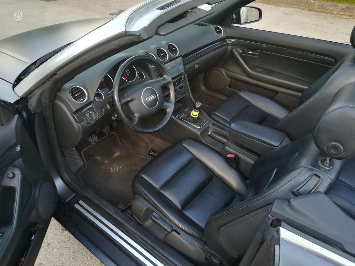 Audi A4, 2.4 l., convertible