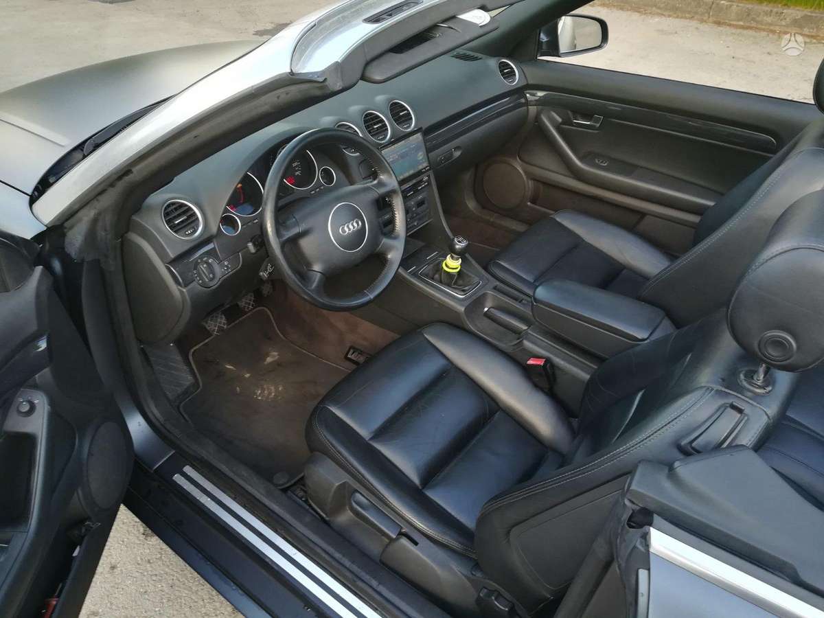 Audi A4, 2.4 l., kabrioletas