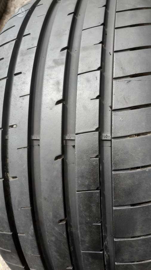 Goodyear, summer 245/35 R20