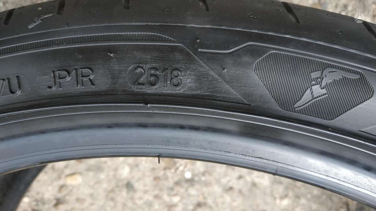 Goodyear, summer 245/35 R20