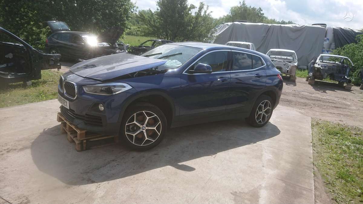 BMW X2