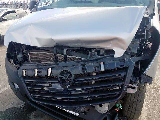 Renault MASTER, preču