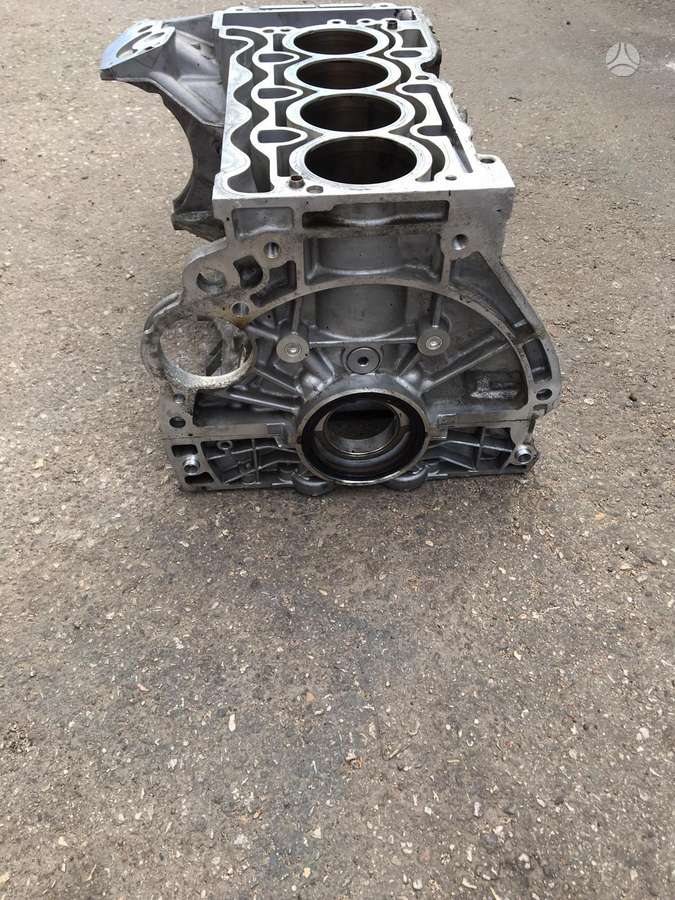 BMW 320, N43B20AA, crankshaft, engine block, cylinder head