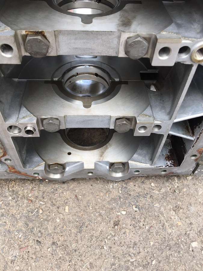 BMW 520, N43B20AA, crankshaft, engine block, cylinder head