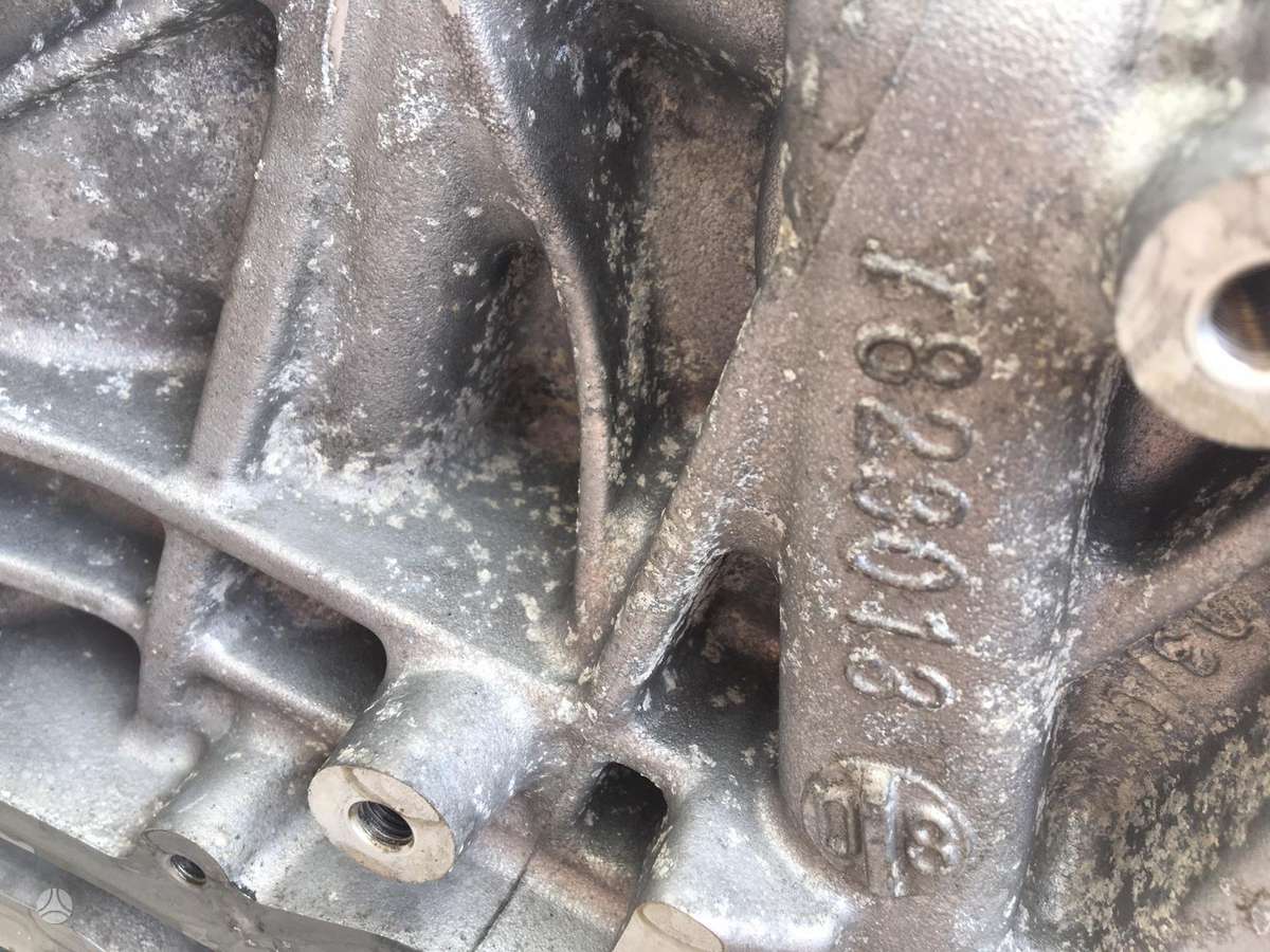 BMW 530, N57D30A, engine block, cylinder head