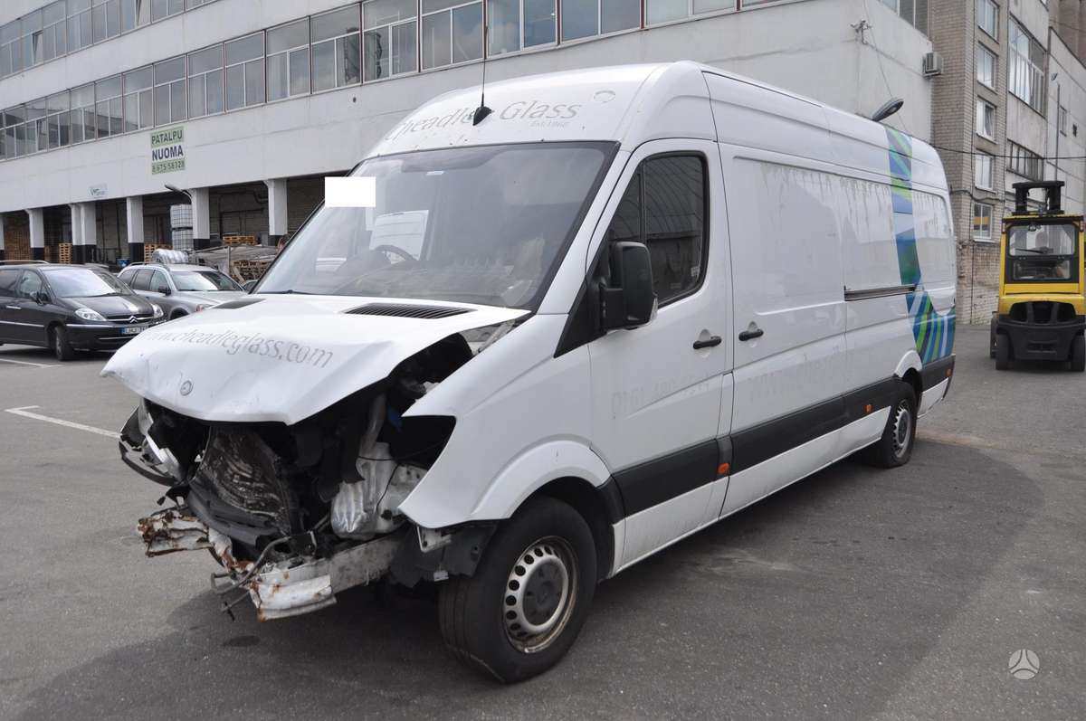 Mercedes-Benz Sprinter, cargo vans