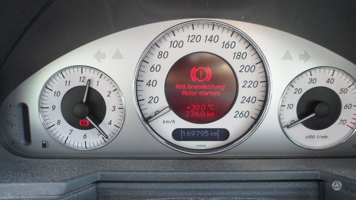 Mercedes-Benz E350 rezerves daļās