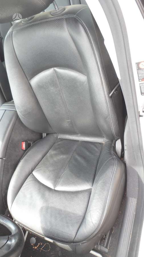 Mercedes-Benz E350 rezerves daļās