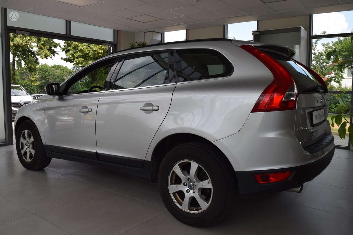 Volvo XC60 - 2