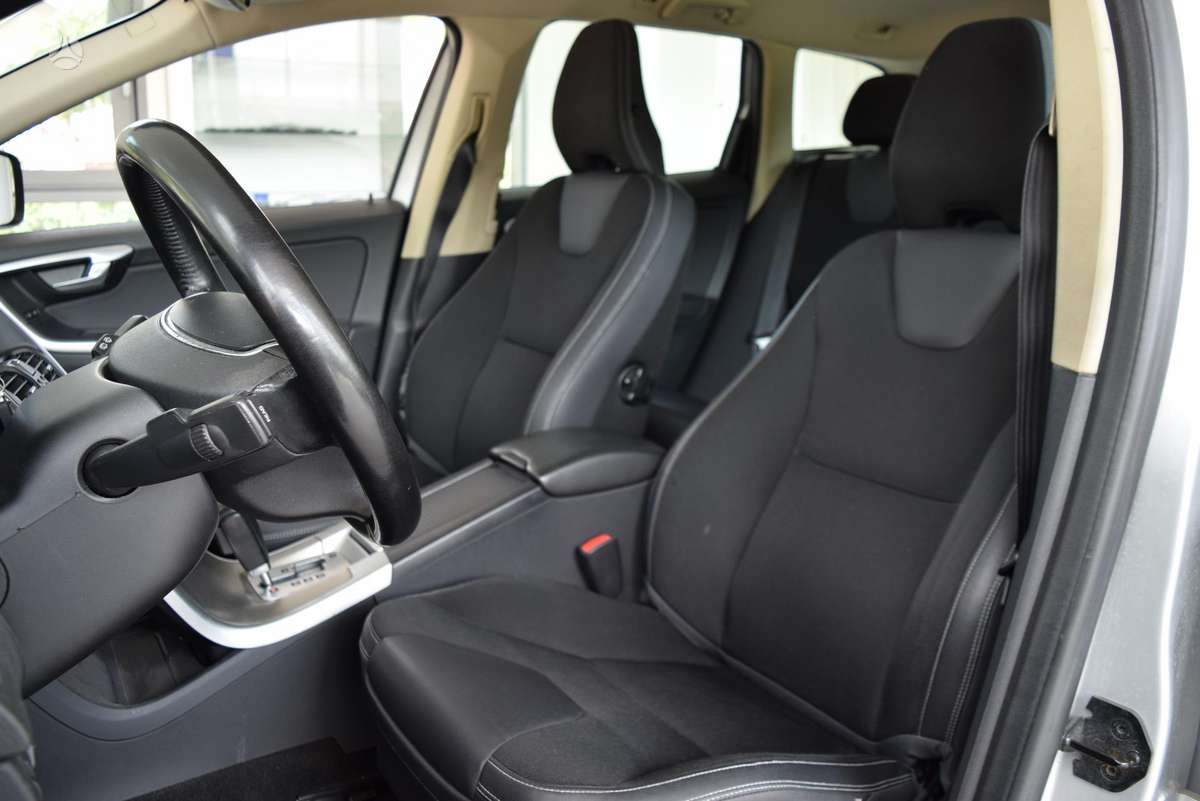 Volvo XC60 - 5