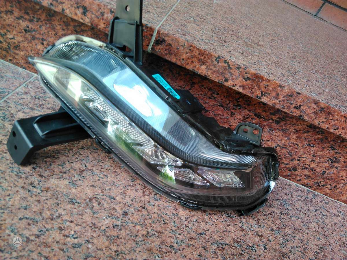 Hyundai i30 kėbulo dalys