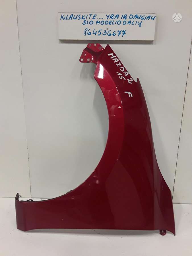 Mazda 2 dalimis