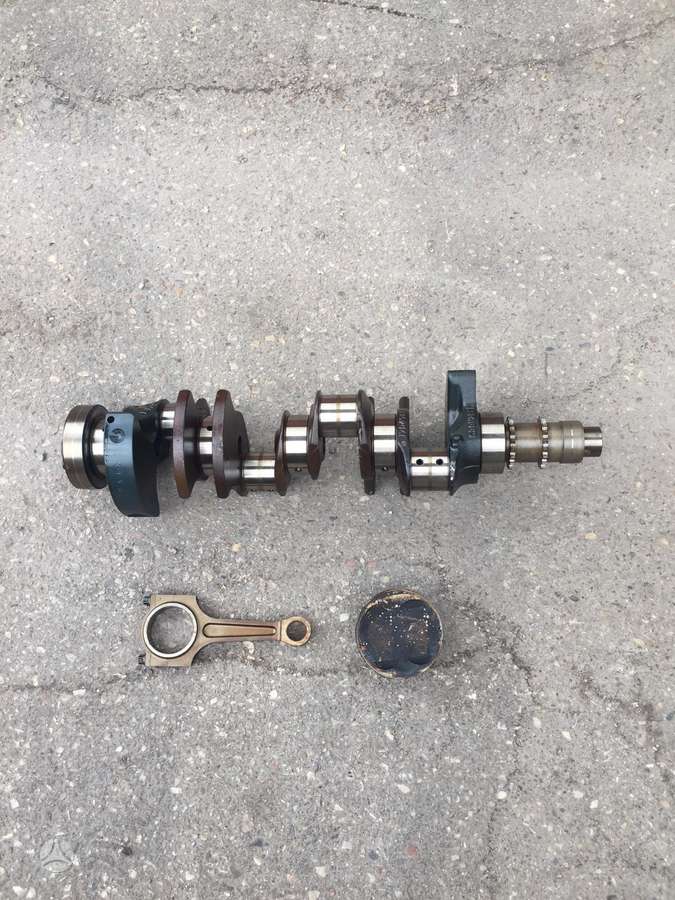 BMW 5 serija, Alpina b10, engine parts
