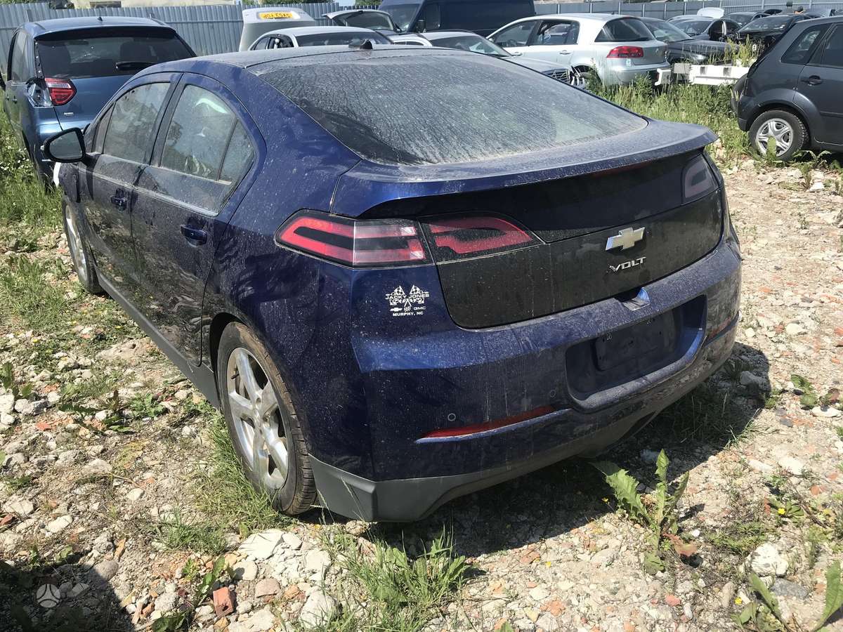 Chevrolet Volt по частям