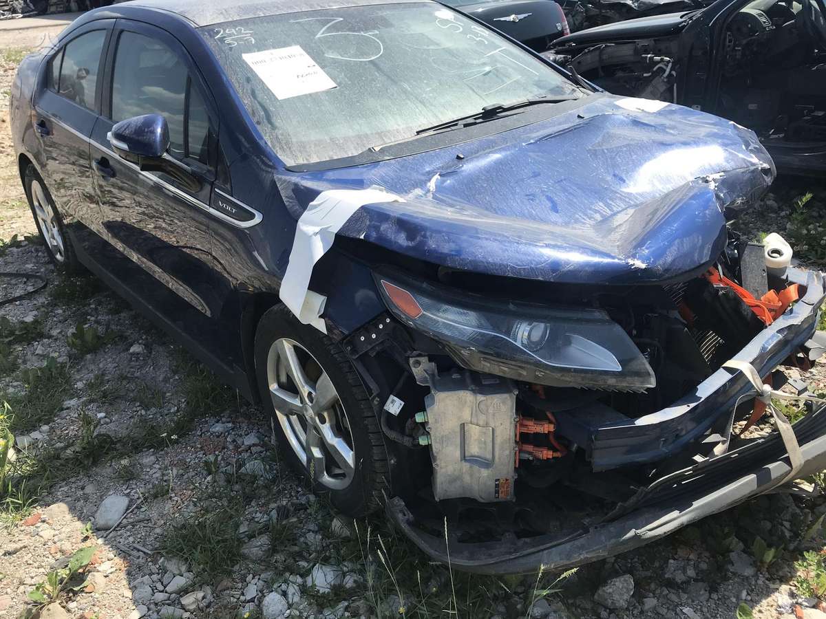 Chevrolet Volt dalimis
