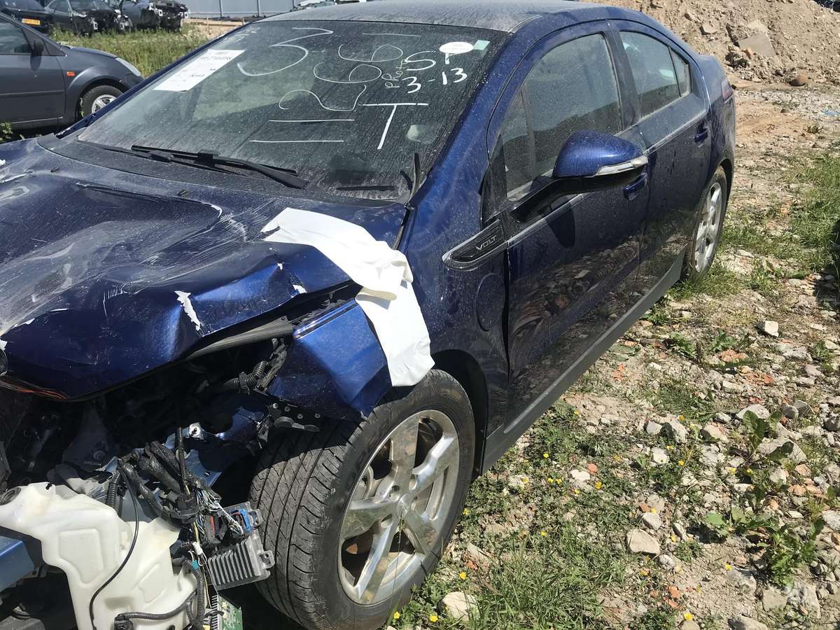 Chevrolet Volt по частям