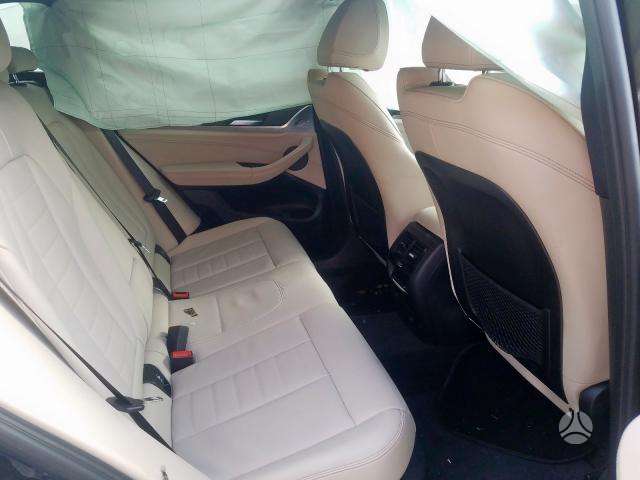 BMW X3 dalimis