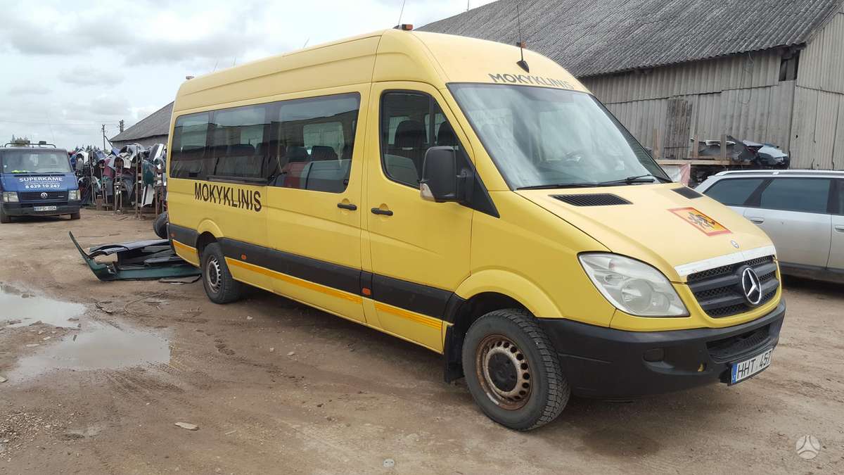Mercedes-Benz Sprinter, 311