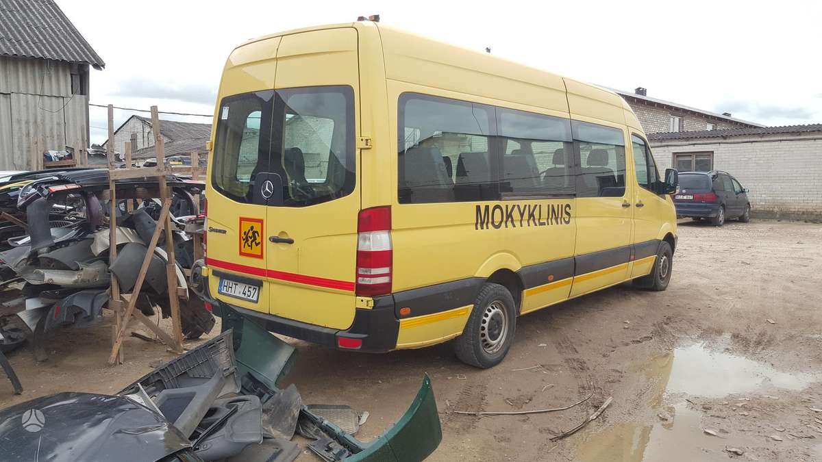 Mercedes-Benz Sprinter, 311
