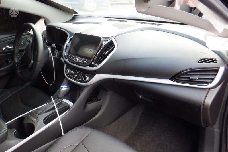 Chevrolet Volt Priekio nėra