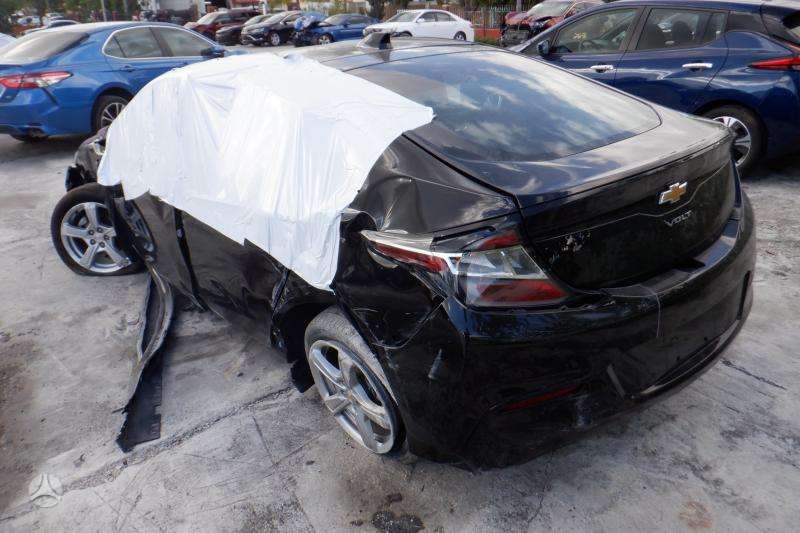 Chevrolet Volt Priekio nėra