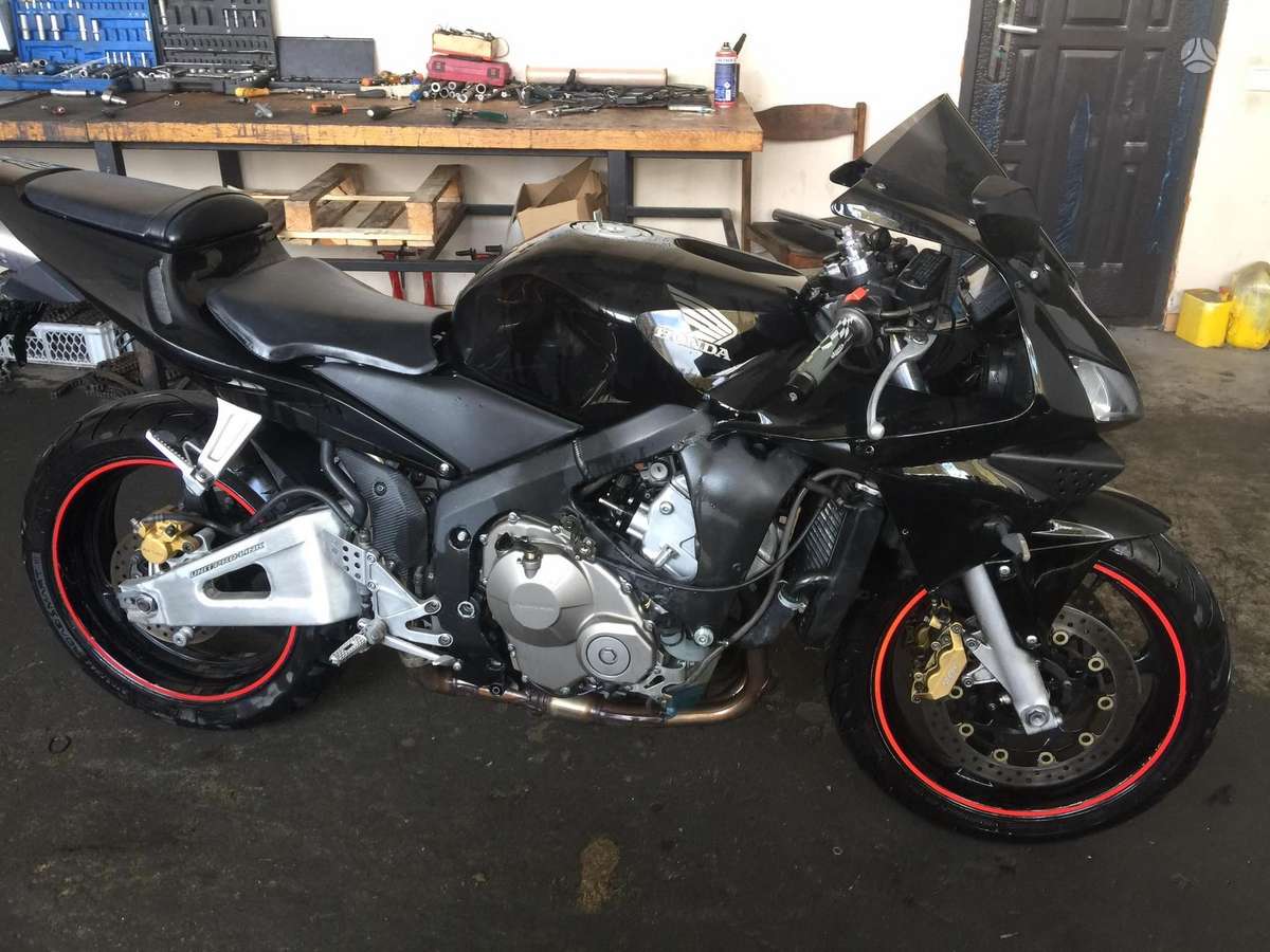 Honda CBR, superbikes