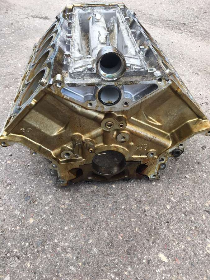 BMW 740, N62b40, variklio blokas