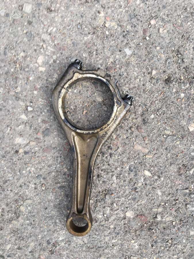 BMW 740, N62b40, детали двигателя
