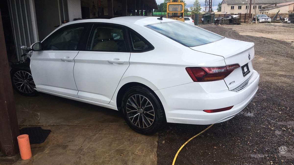 Volkswagen Jetta по частям