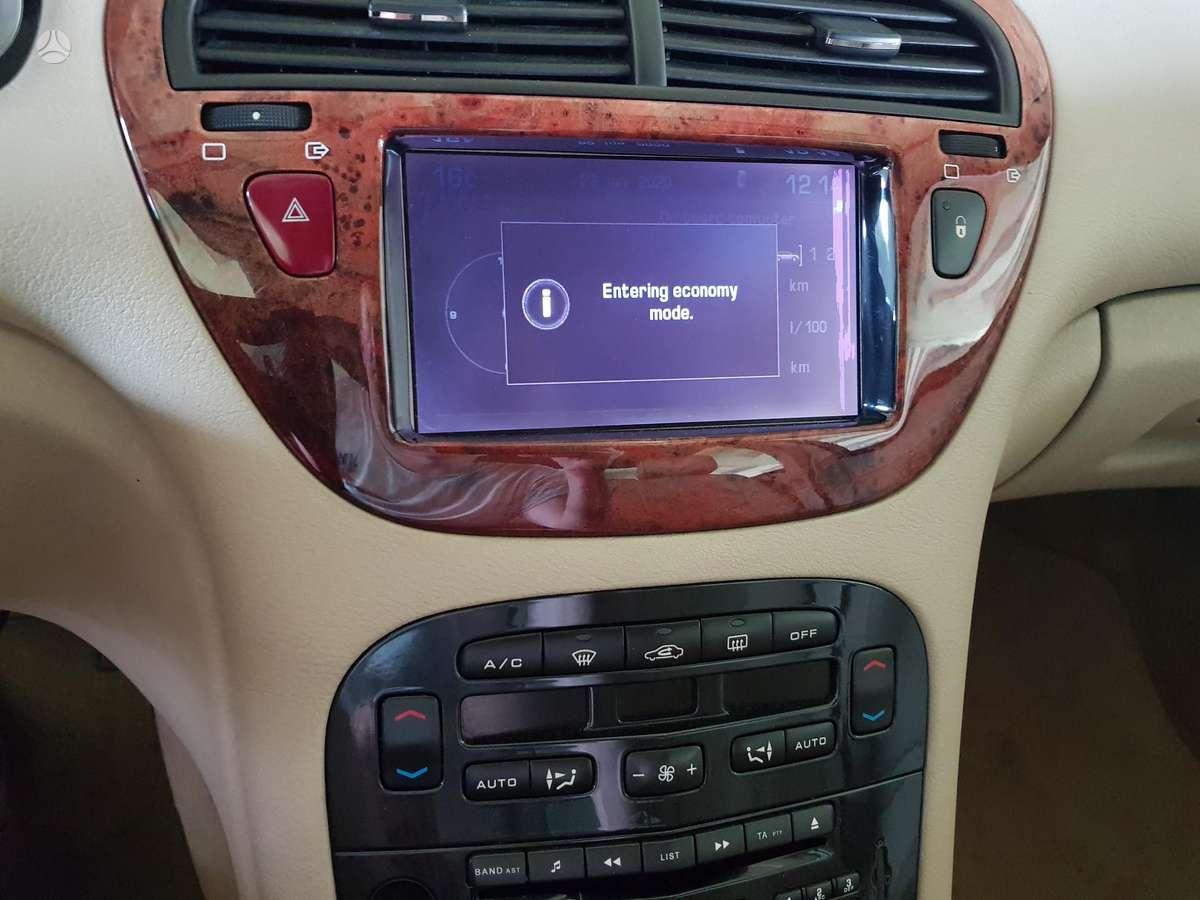 Peugeot 607 dalimis