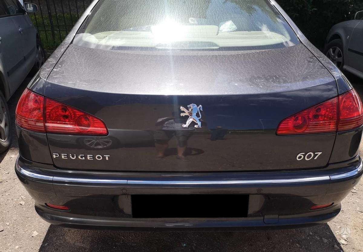 Peugeot 607 dalimis