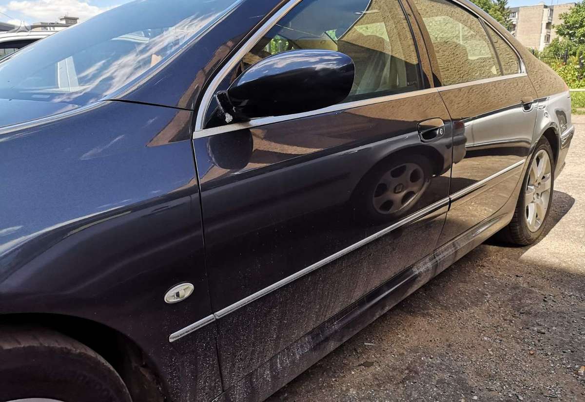 Peugeot 607 dalimis