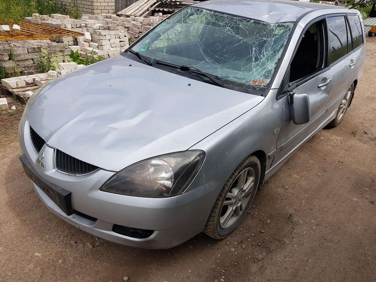 Mitsubishi Lancer по частям