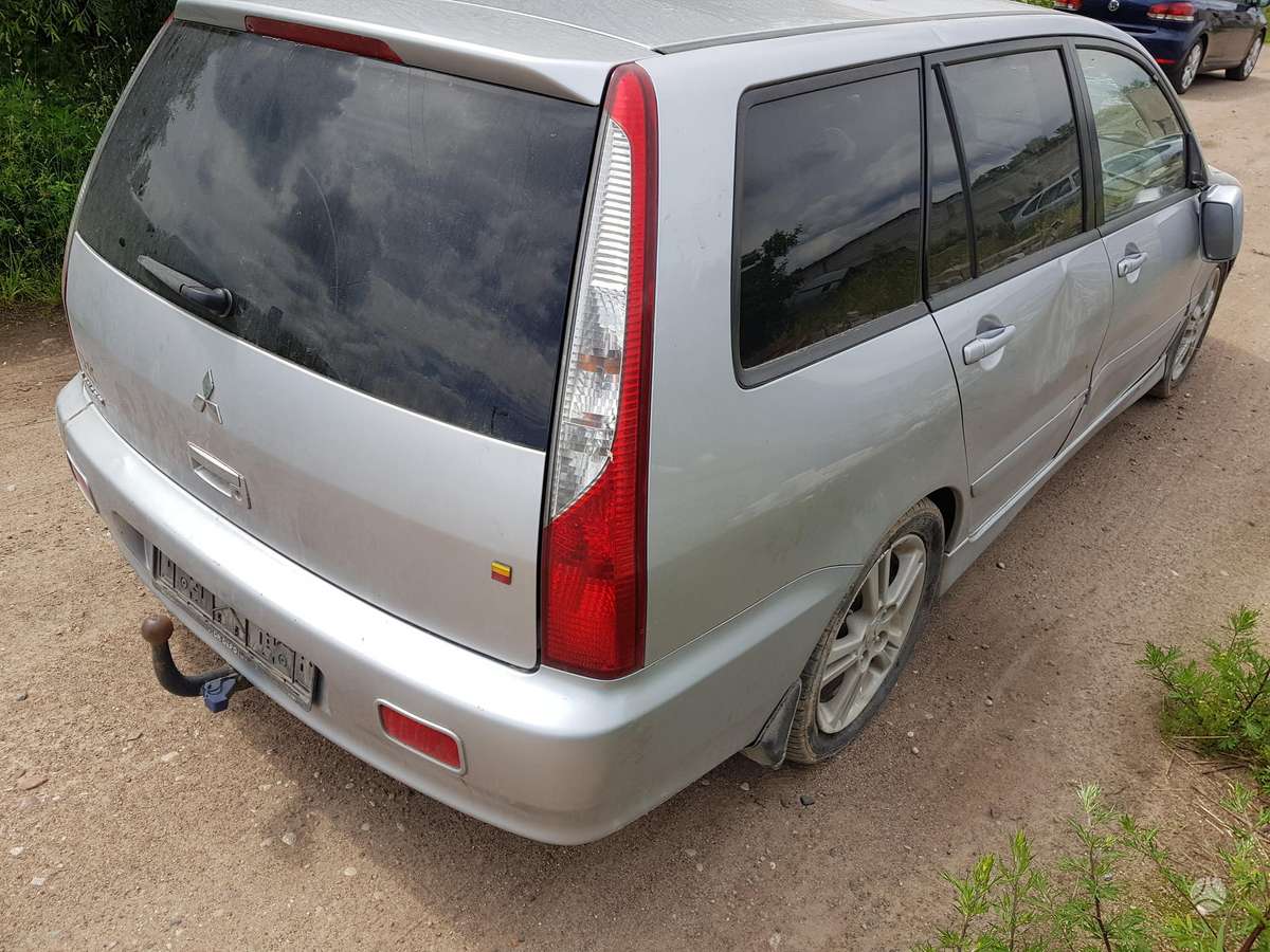 Mitsubishi Lancer dalimis