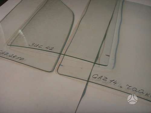GAZ 21 windows