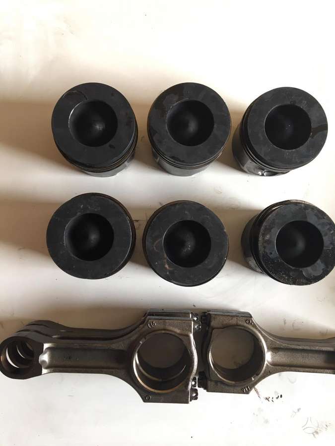 BMW X5, N57D30, pistons, engine block, cylinder head