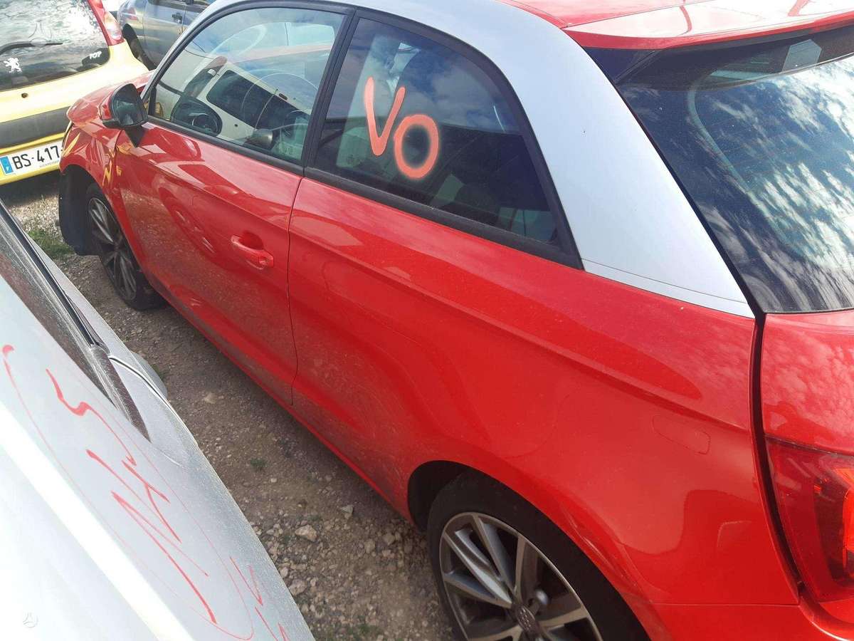 Audi A1 dalimis