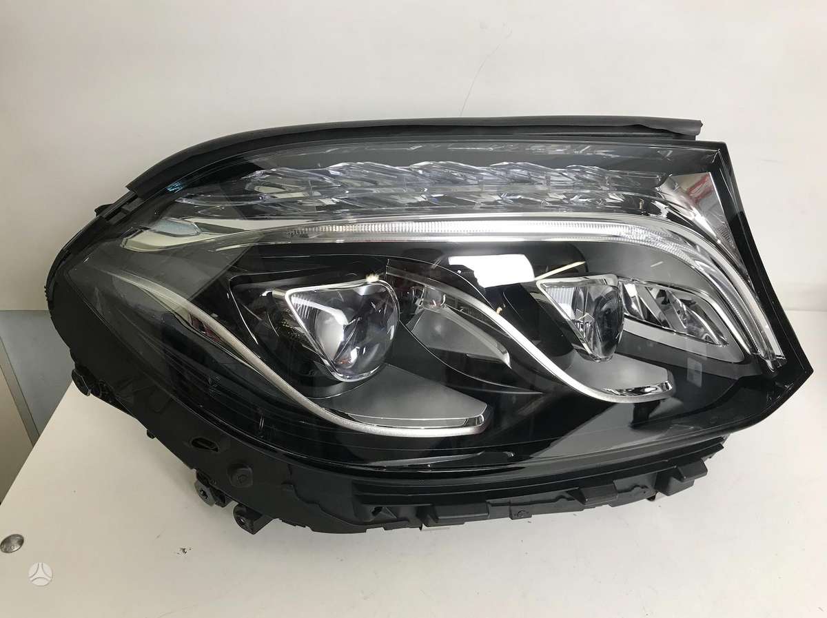 Mercedes-Benz GLS klasė lights