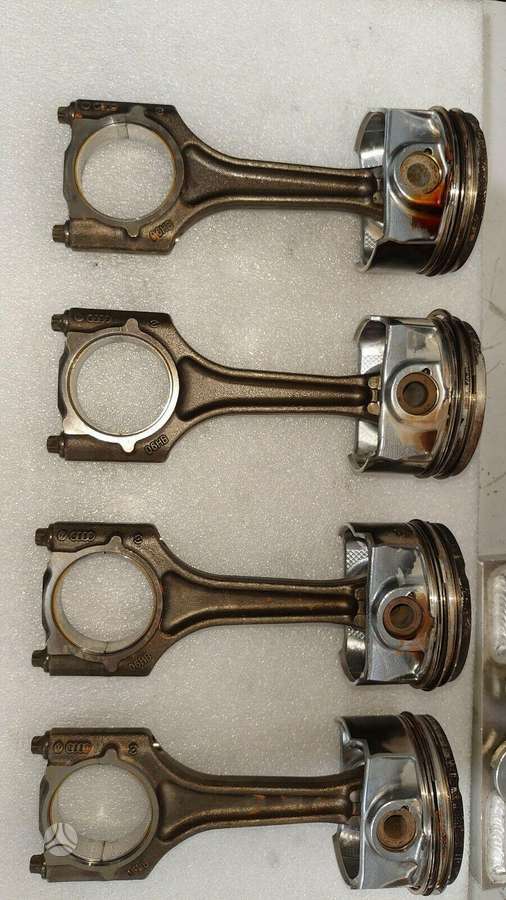 Volkswagen Scirocco variklio detalės