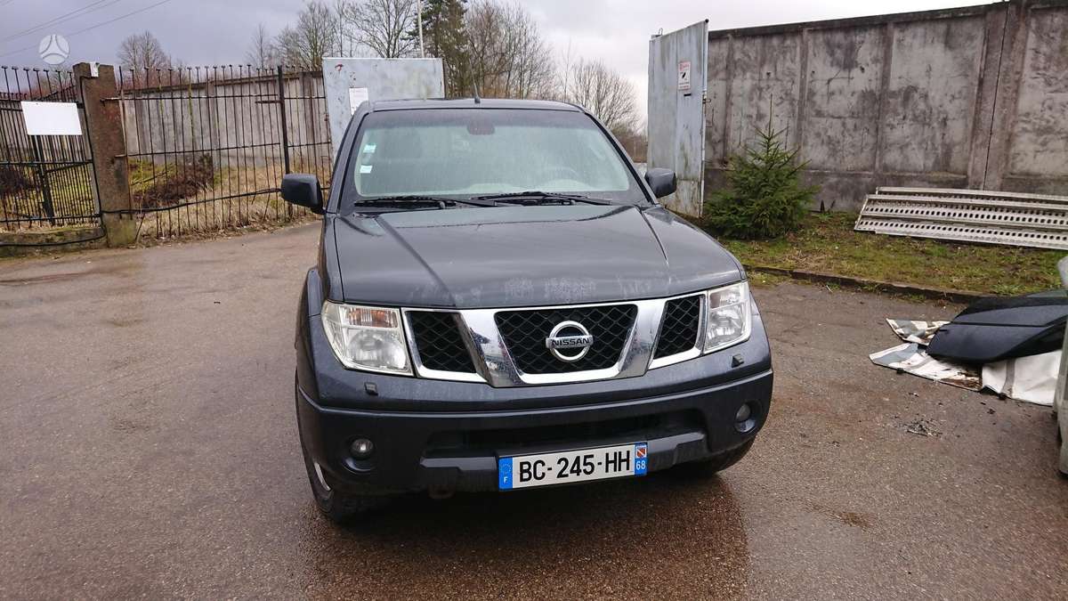 Nissan Navara по частям