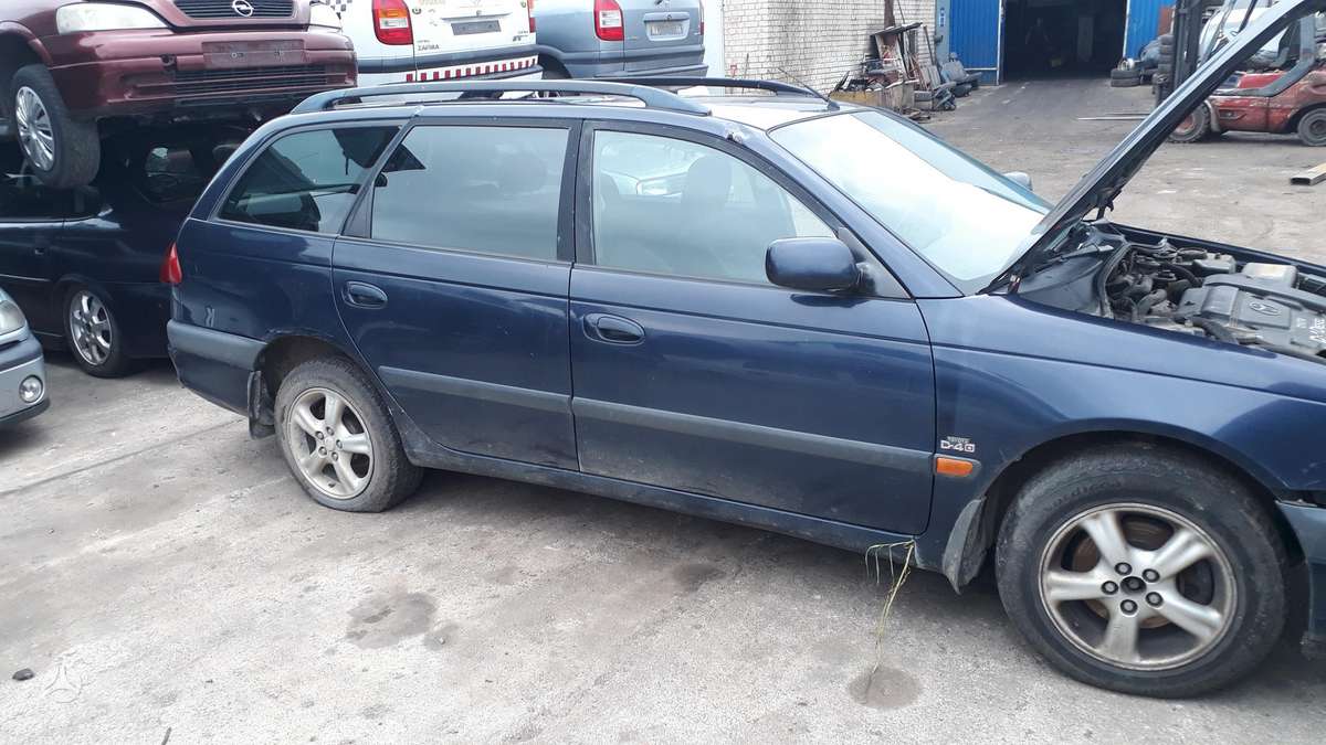 Toyota Avensis Dalimis
